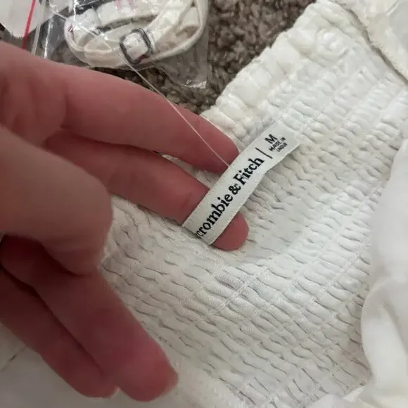 NWT Abercrombie & Fitch Strapless Cropped Tailored Vest Top Cherry Print M - Picture 8 of 9